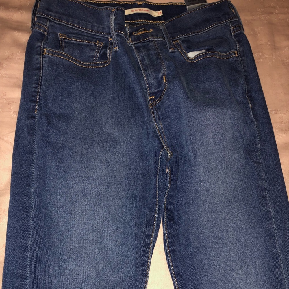 Levi’s super skinny jeans 710